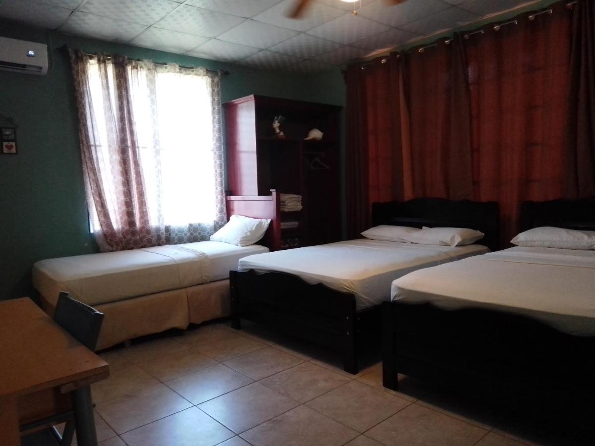 Hostel Guayacan Puerto Armuelles Ngoại thất bức ảnh