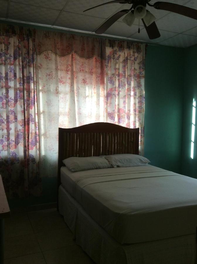 Hostel Guayacan Puerto Armuelles Ngoại thất bức ảnh